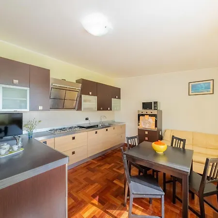 Nido Delle Rondini By Interhome Apartment Citta Sant'Angelo